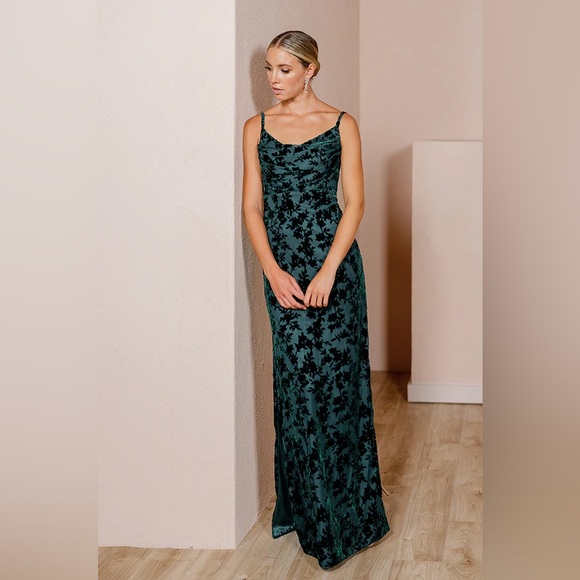 Revelry Dresses & Skirts - Skye Floral Burnout Velvet Dress Classic Emerald Revelry Bridesmaid